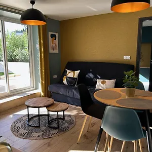  Appartement Proche Hopital, Jardin Privatif France